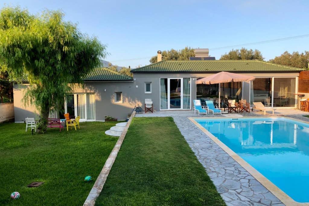 Posidhonía Sunlit Pool Houseヴィラ エクステリア 写真