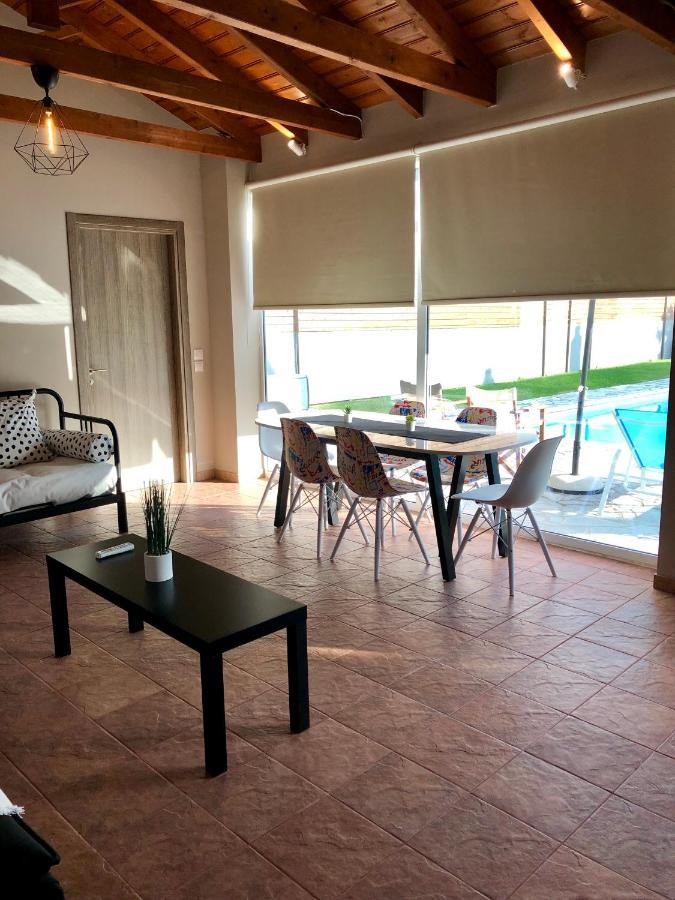 Posidhonía Sunlit Pool Houseヴィラ エクステリア 写真